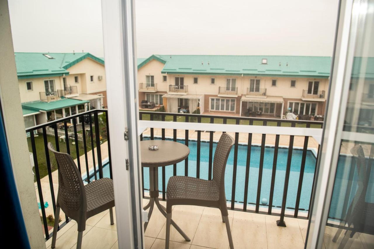 Raphael Apartment North Bucharest Cosmopolis Stefanestii de Jos ภายนอก รูปภาพ